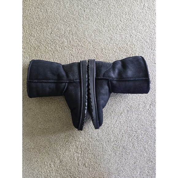 Ugg Australia Classic Short II Boots in Black Sheepskin Leather Women's Size 9 - Picture 8 of 9